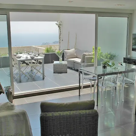 T2 Vue Exceptionnelle Avec Grande Terrasse Plein Sud Wifi Piscine Apartmán *