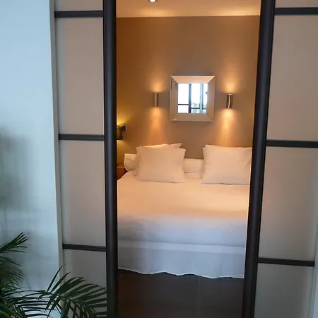T2 Vue Exceptionnelle Avec Grande Terrasse Plein Sud Wifi Piscine 邦多勒