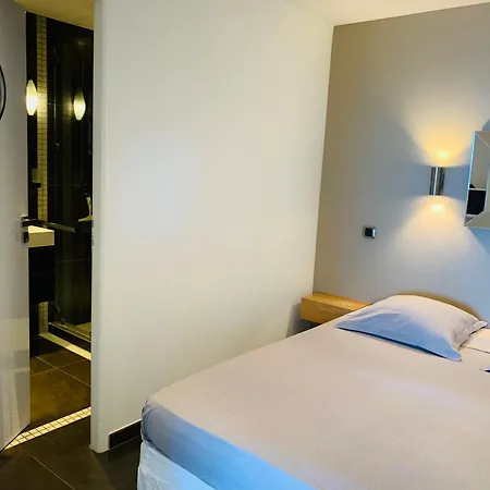 T2 Vue Exceptionnelle Avec Grande Terrasse Plein Sud Wifi Piscine * 邦多勒