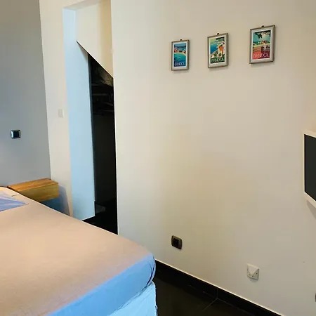 T2 Vue Exceptionnelle Avec Grande Terrasse Plein Sud Wifi Piscine 公寓 *